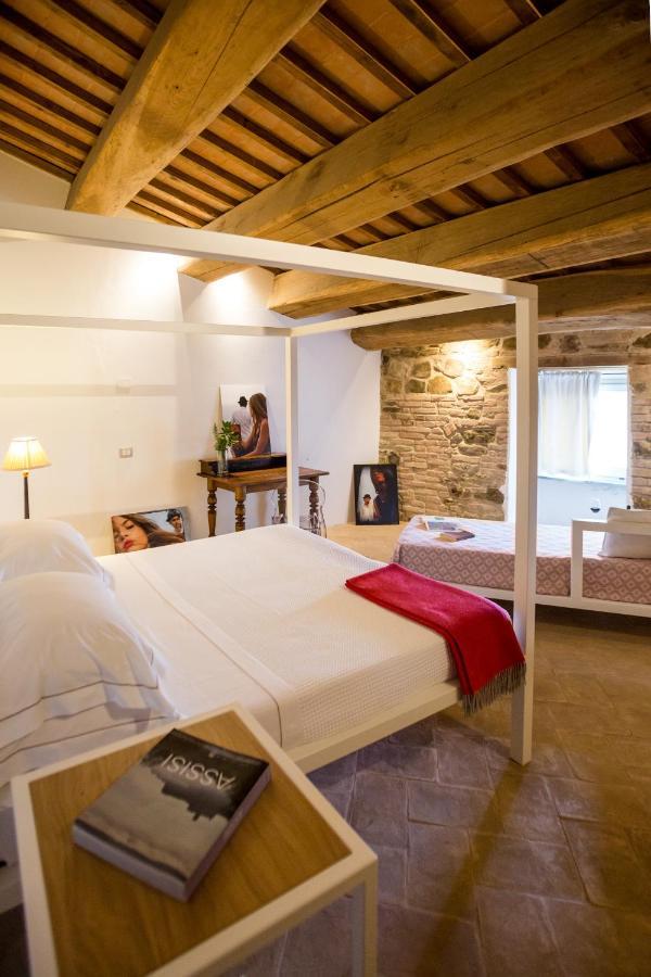 Castello Di Ramazzano - Tenute Aliani Perugia Bagian luar foto