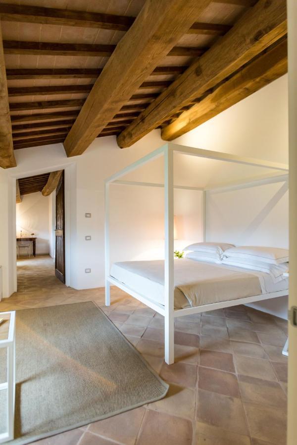 Castello Di Ramazzano - Tenute Aliani Perugia Bagian luar foto