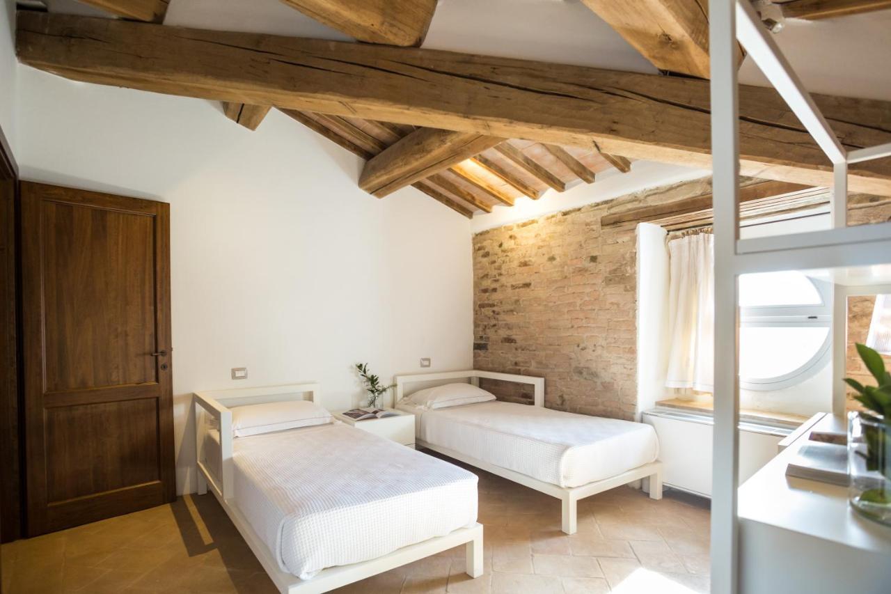 Castello Di Ramazzano - Tenute Aliani Perugia Bagian luar foto