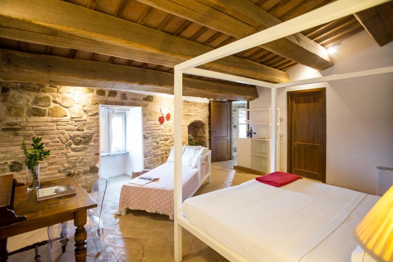 Castello Di Ramazzano - Tenute Aliani Perugia Bagian luar foto