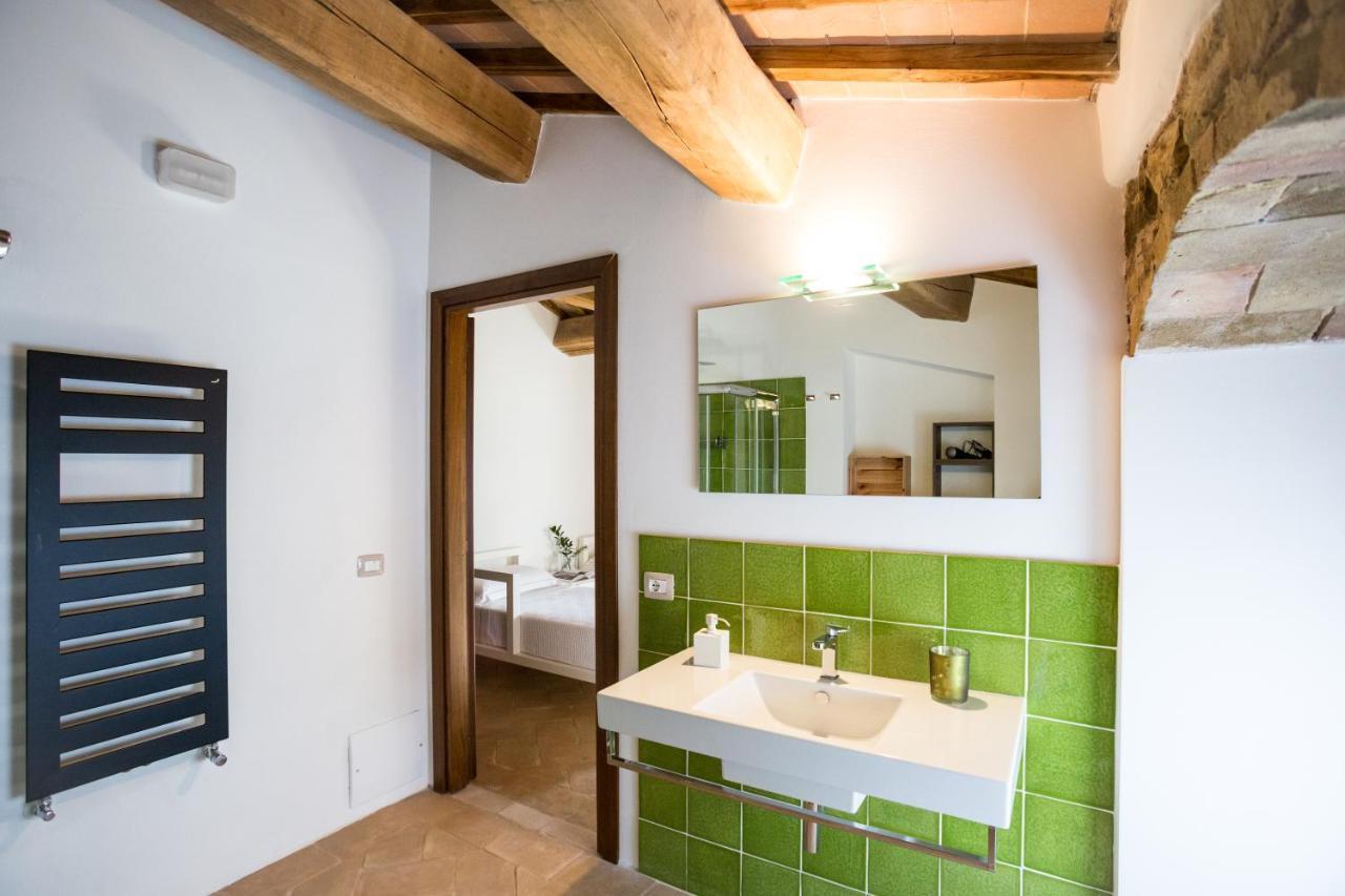 Castello Di Ramazzano - Tenute Aliani Perugia Bagian luar foto
