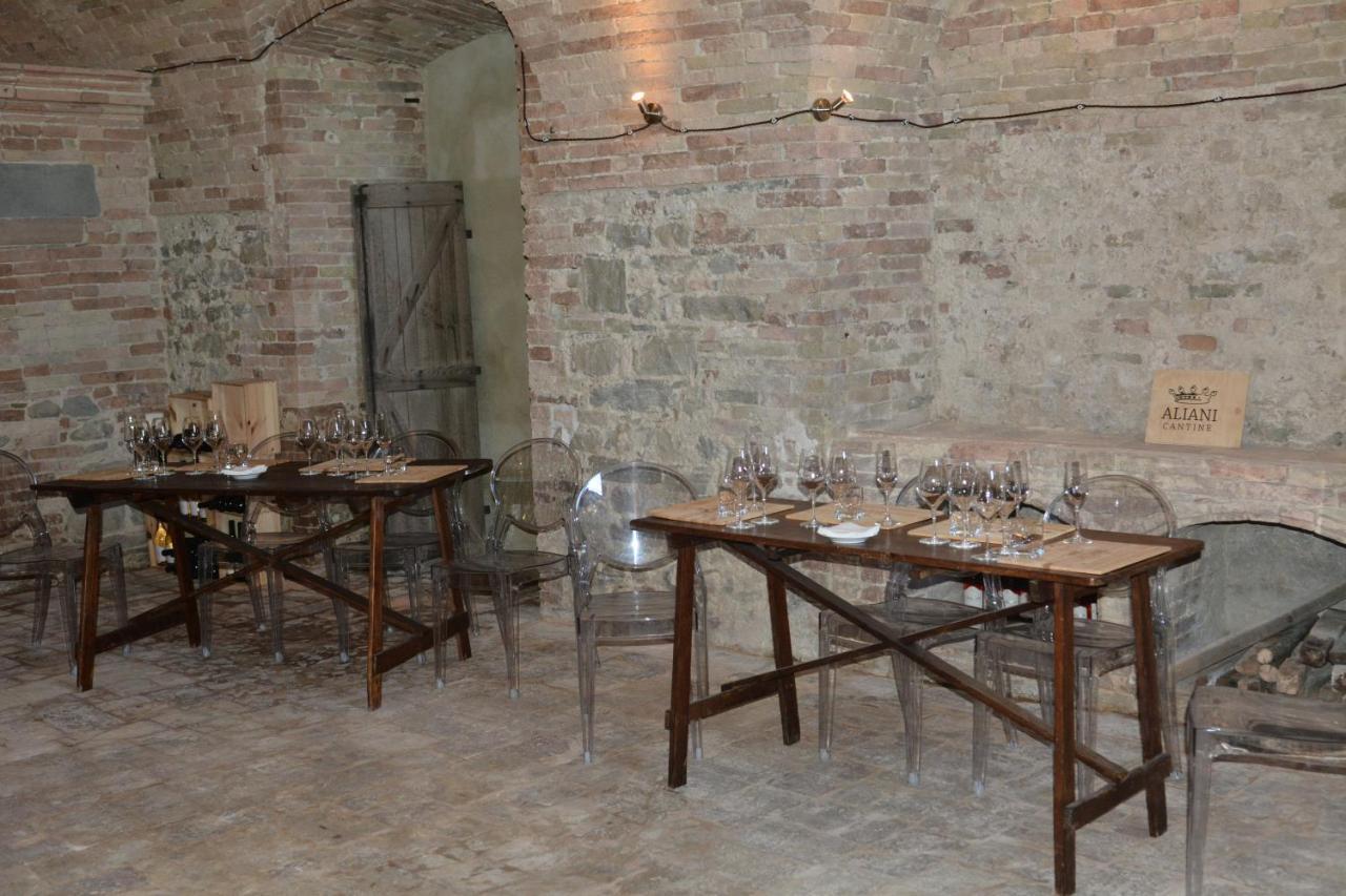 Castello Di Ramazzano - Tenute Aliani Perugia Bagian luar foto